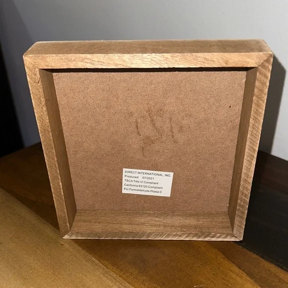 LIMITED TIME $5 ITEM!! Family Is Forever Wooden Sign - Picture 3 of 3